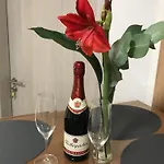 Lejlighed Cologne - & Monteursquartiere In Bei Koeln