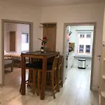 Lejlighed Cologne - & Monteursquartiere In Bei Koeln *