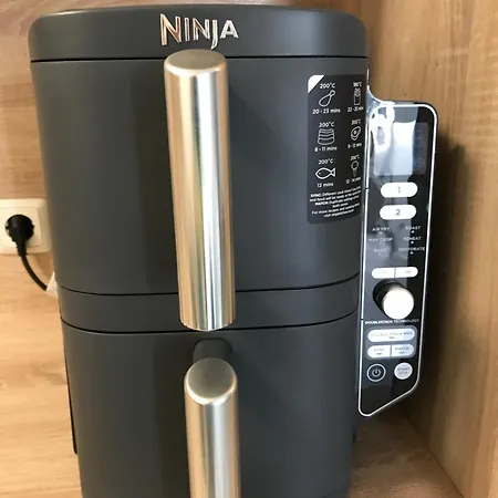 Cologne - & Monteursquartiere In Bei Koeln Διαμέρισμα *