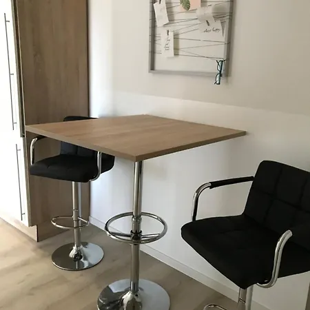 Cologne - & Monteursquartiere In Bei Koeln Διαμέρισμα Meckenheim (North Rhine-Westphalia)