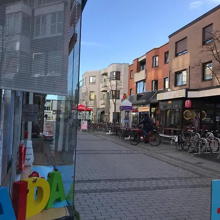 Cologne - & Monteursquartiere In Bei Koeln Διαμέρισμα *