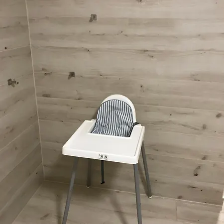 Cologne - & Monteursquartiere In Bei Koeln Apartment