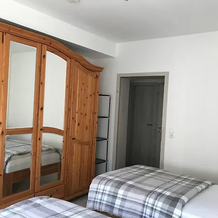 Διαμέρισμα Cologne - & Monteursquartiere In Bei Koeln Meckenheim (North Rhine-Westphalia)