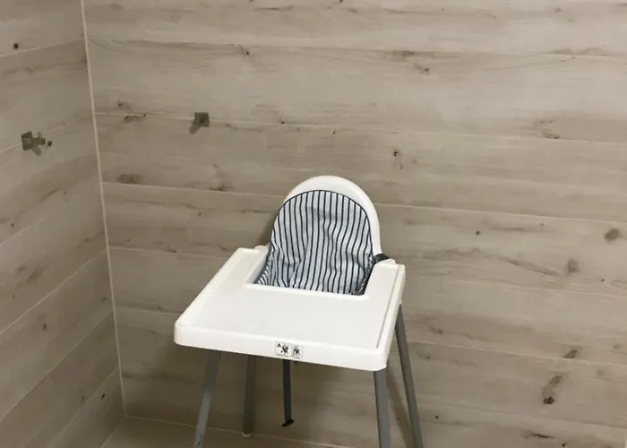 Cologne - & Monteursquartiere In Bei Koeln Apartman